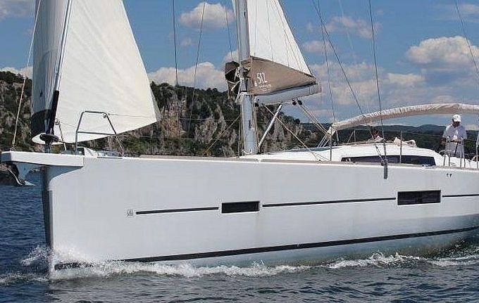 Dufour 430