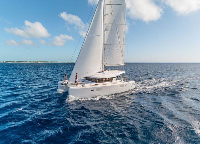 Lagoon 39