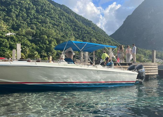 M/B Fiberglass single hull