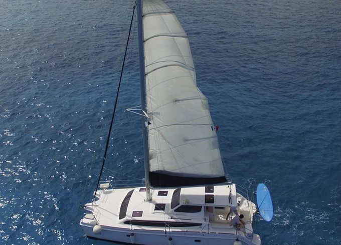 Catamaran 35