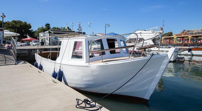 M/B Motor Boat