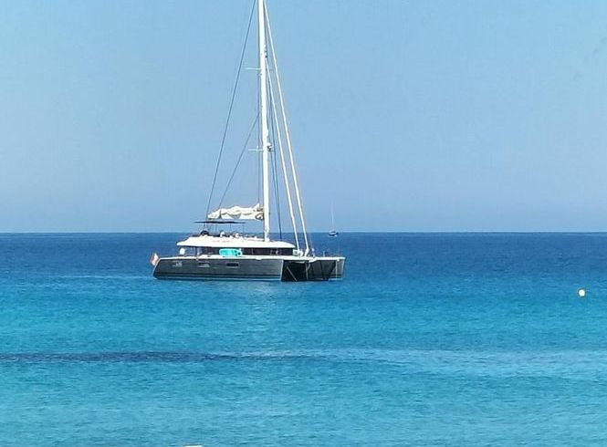 Lagoon 620