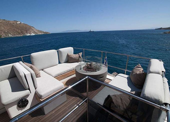 Maiora Custom Luxury