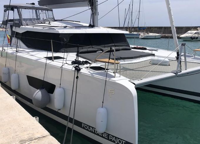 Fountaine Pajot Isla 40