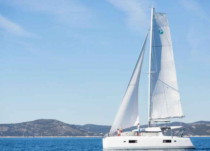 Lagoon 42