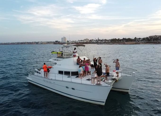 Lagoon 43