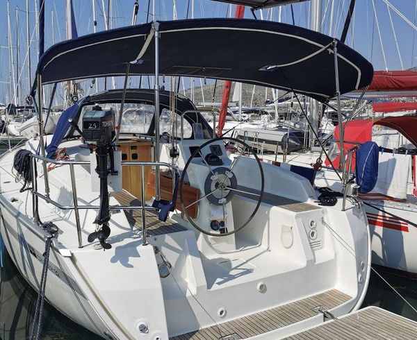 Bavaria Cruiser 32