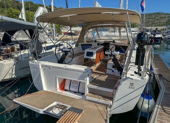 Dufour 390 GL