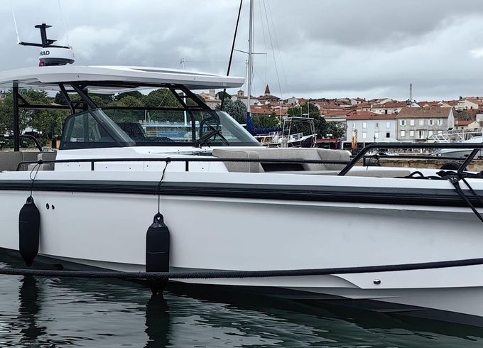 Axopar 37 Sun- Top Brabus Line
