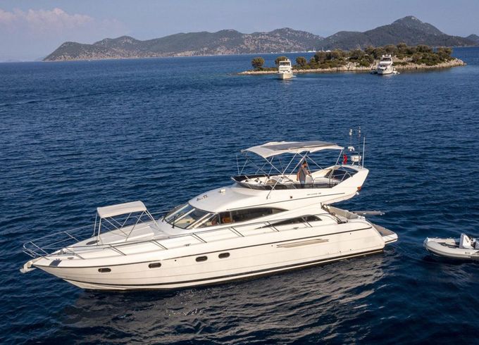Motor yacht Custom Made