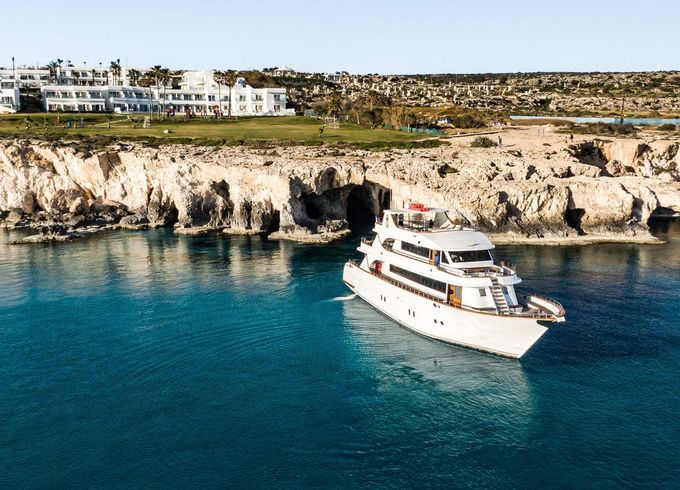 Custom Motoryacht 105