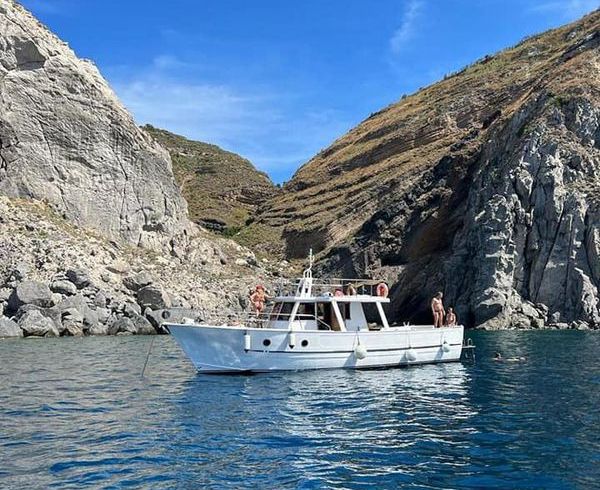 M/B Gozzo cabinato