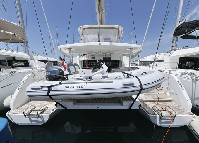Lagoon 46