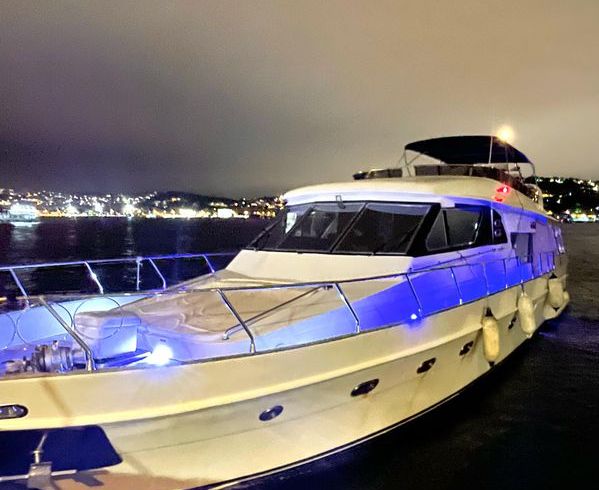 M/Y 82