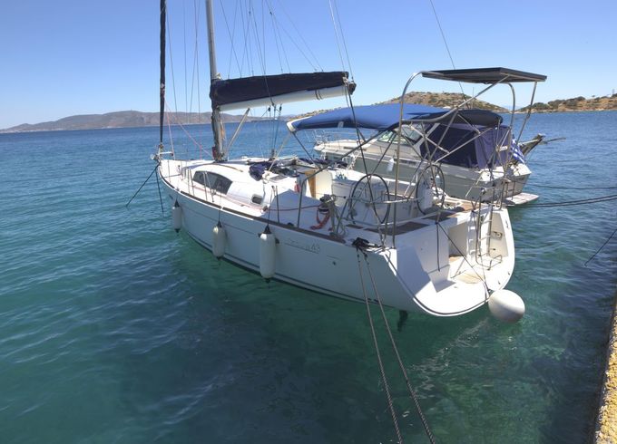 Beneteau Oceanis 43