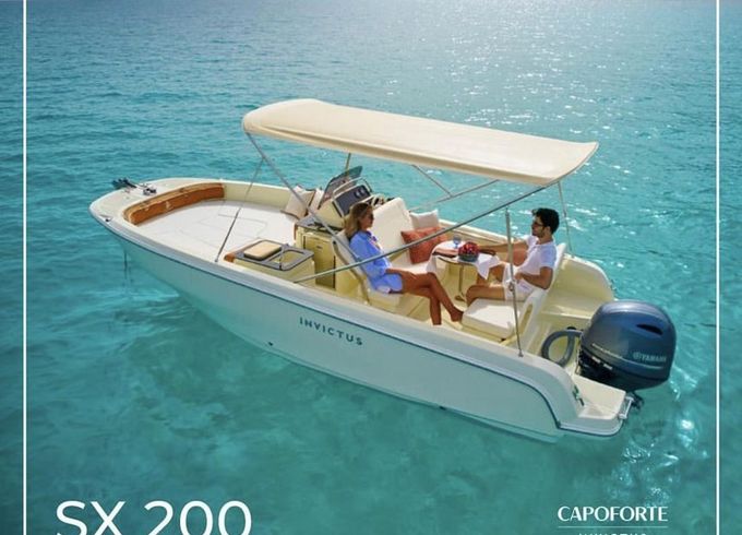 Invictus Yachts SX 200