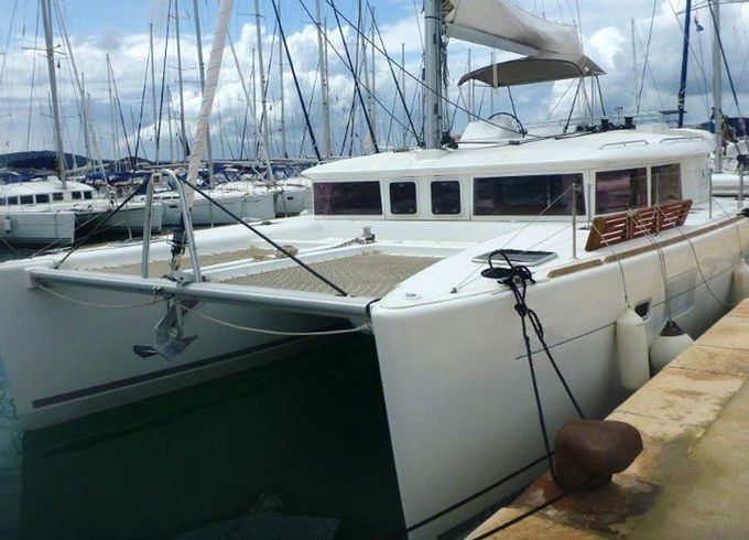 Lagoon 450 Fly