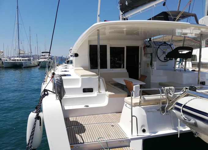Lagoon 40