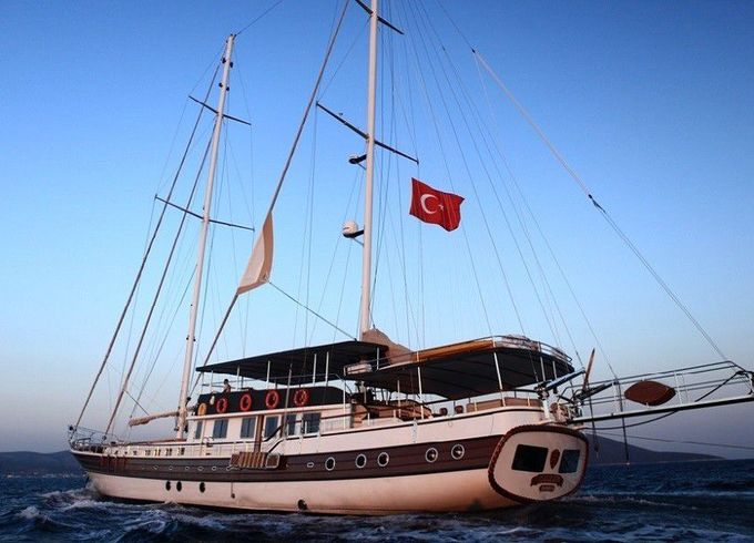 Gulet 105