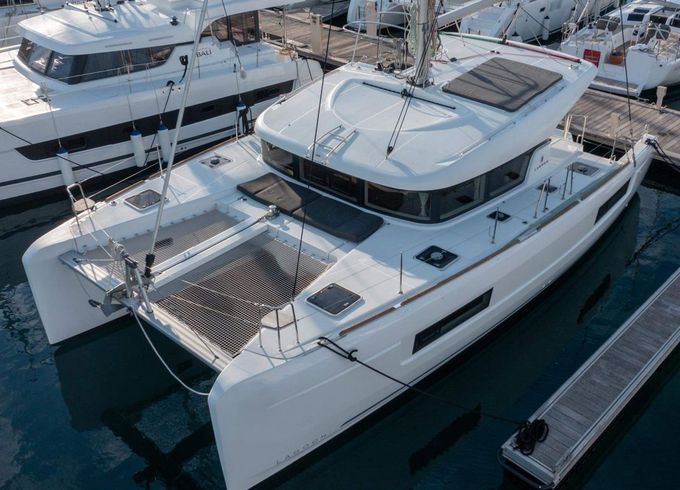 Lagoon 40