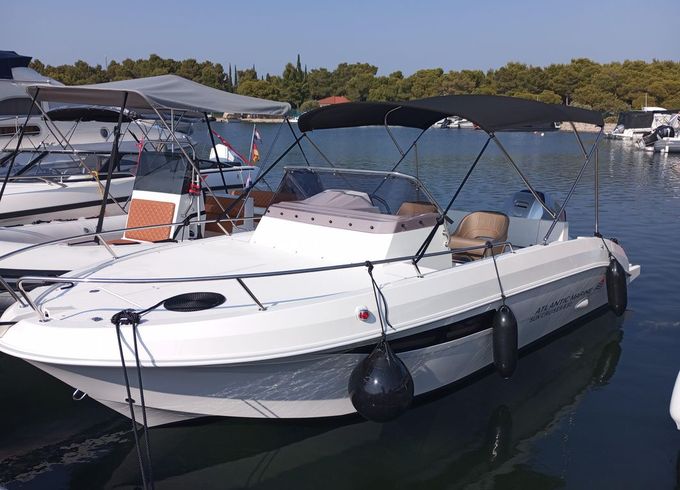 Atlantic Marine Sun Cruiser 630