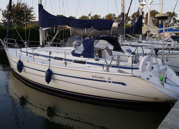 Bavaria 38