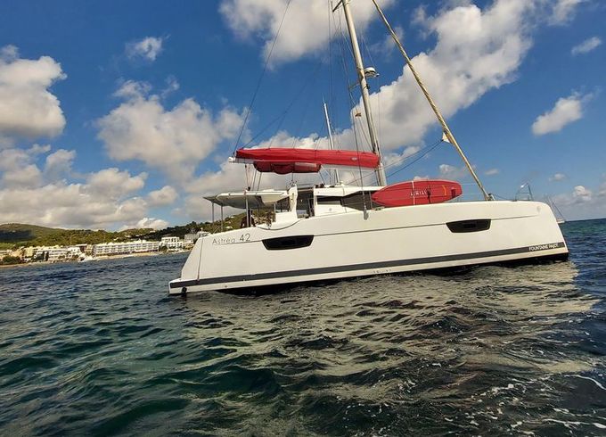 Fountaine Pajot Astrea 42