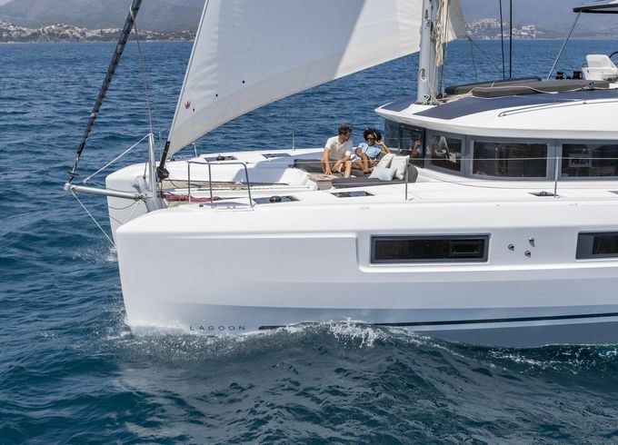 Lagoon 51