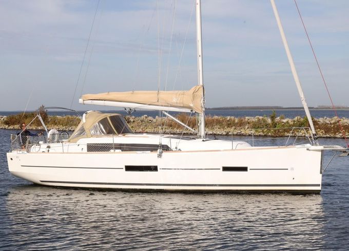 Dufour 382 Grand Large