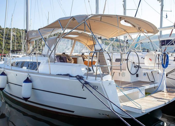 Dufour 382 GL
