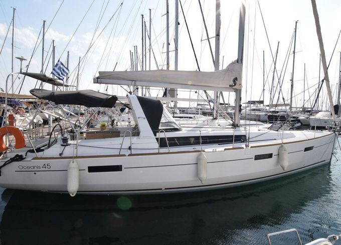 Beneteau Oceanis 45