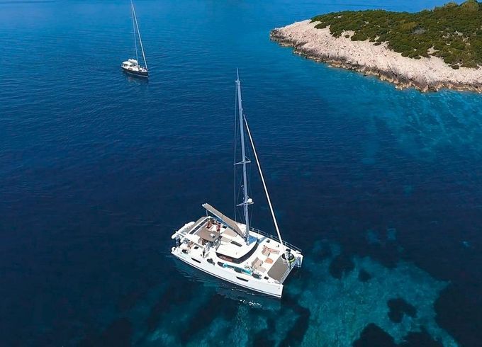 Lagoon 50