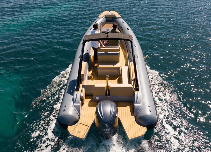 RIB Wave 8m