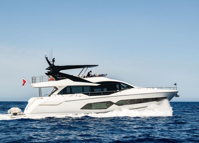 Sunseeker 76 Yacht