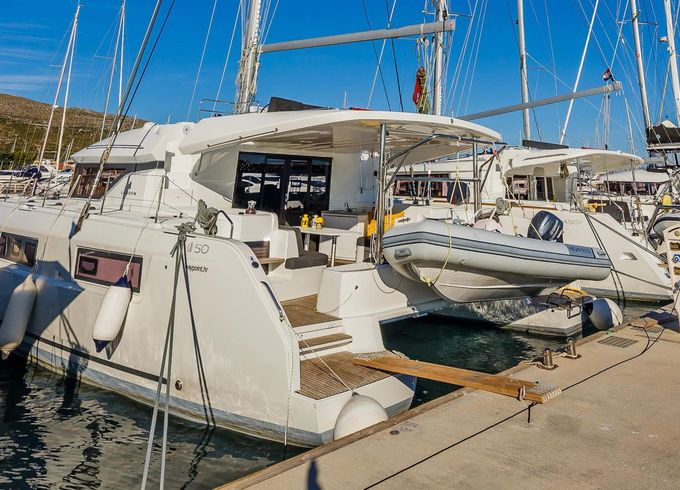 Lagoon 50 Fly