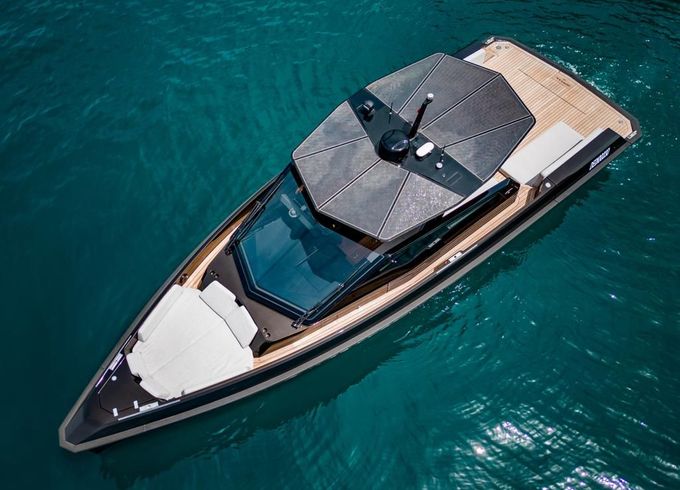 Wally Power 15