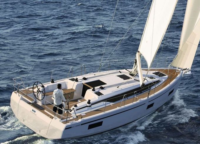 Bavaria C38