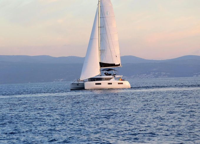 Lagoon 46 Fly