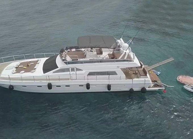 Ferretti 58