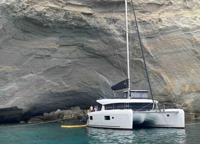 Lagoon 42