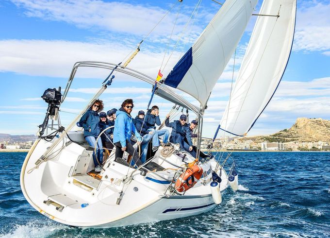 Bavaria 38