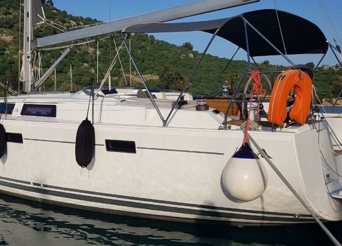 Hanse 415