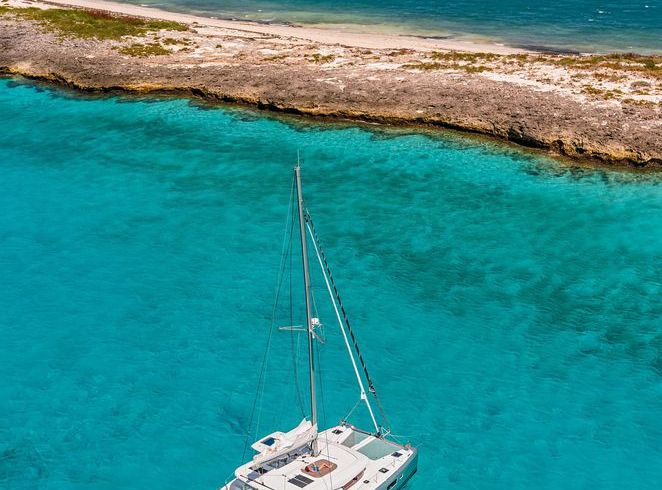 Lagoon 42