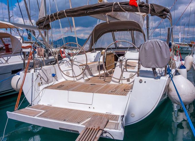 Hanse 445