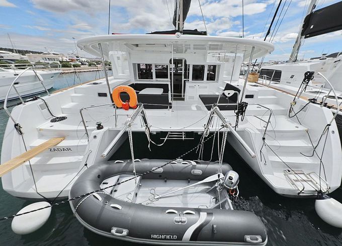Lagoon 450