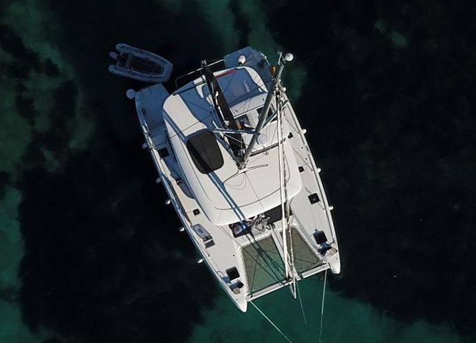 Lagoon 42
