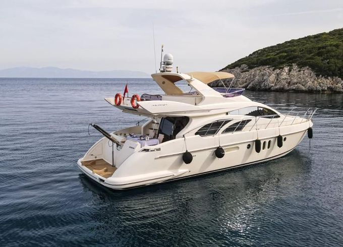 Azimut 55