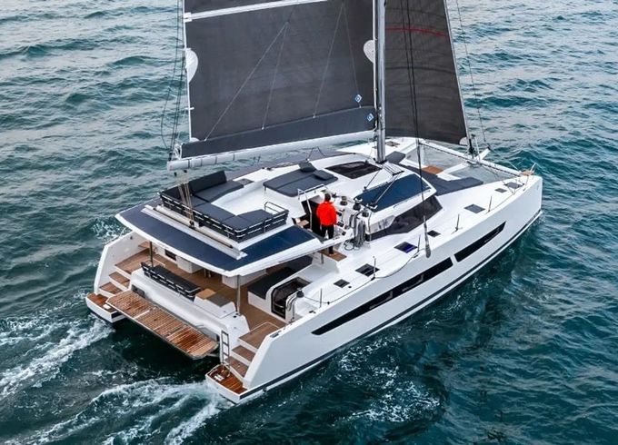 Fountaine Pajot Aura 51