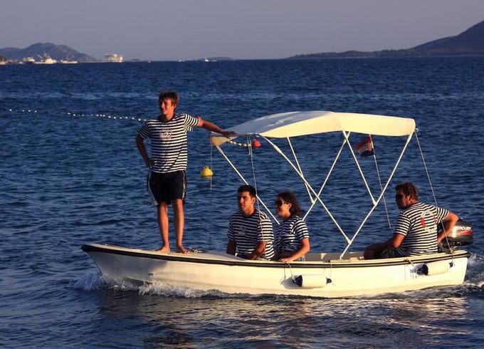 Adria Mare 400