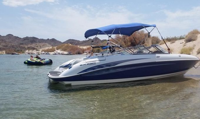 Yamaha Waverunners SX230